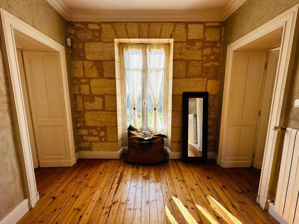 Villa Domaine des Hugons à Prignac-et-Marcamps Extérieur photo